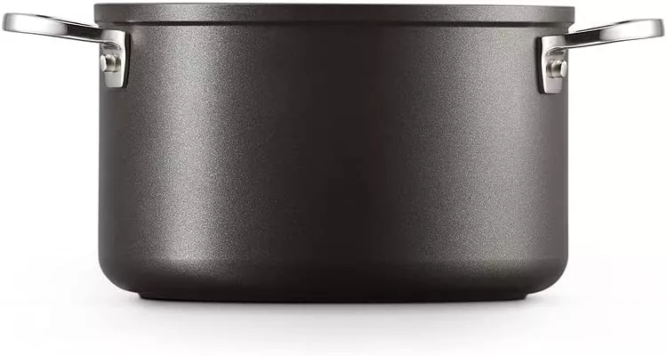 Каструля антипригарна з кришкою Le Creuset Tns & Cast Alu Black, об'єм 3,8 л, діаметр 20 см (51102200010502) - Фото nav 3